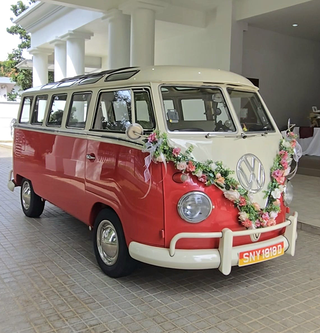volkswagen-kombi-t1-bus-deluxe